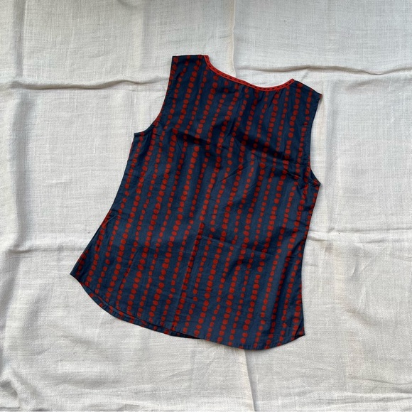 Ajio Sleeveless Kurti - Picture 7 of 7